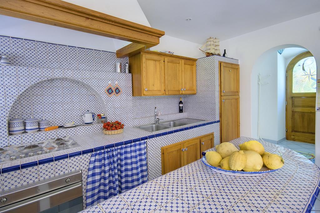 Casa Margherita Ischia Forio  Room photo